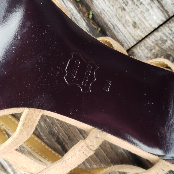 Nude Sandals - Picture 10 of 11